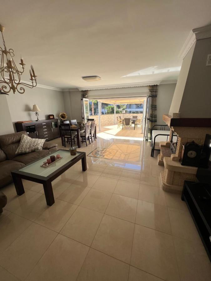 Casa Bajamar Playa Apartment Nerja Bagian luar foto